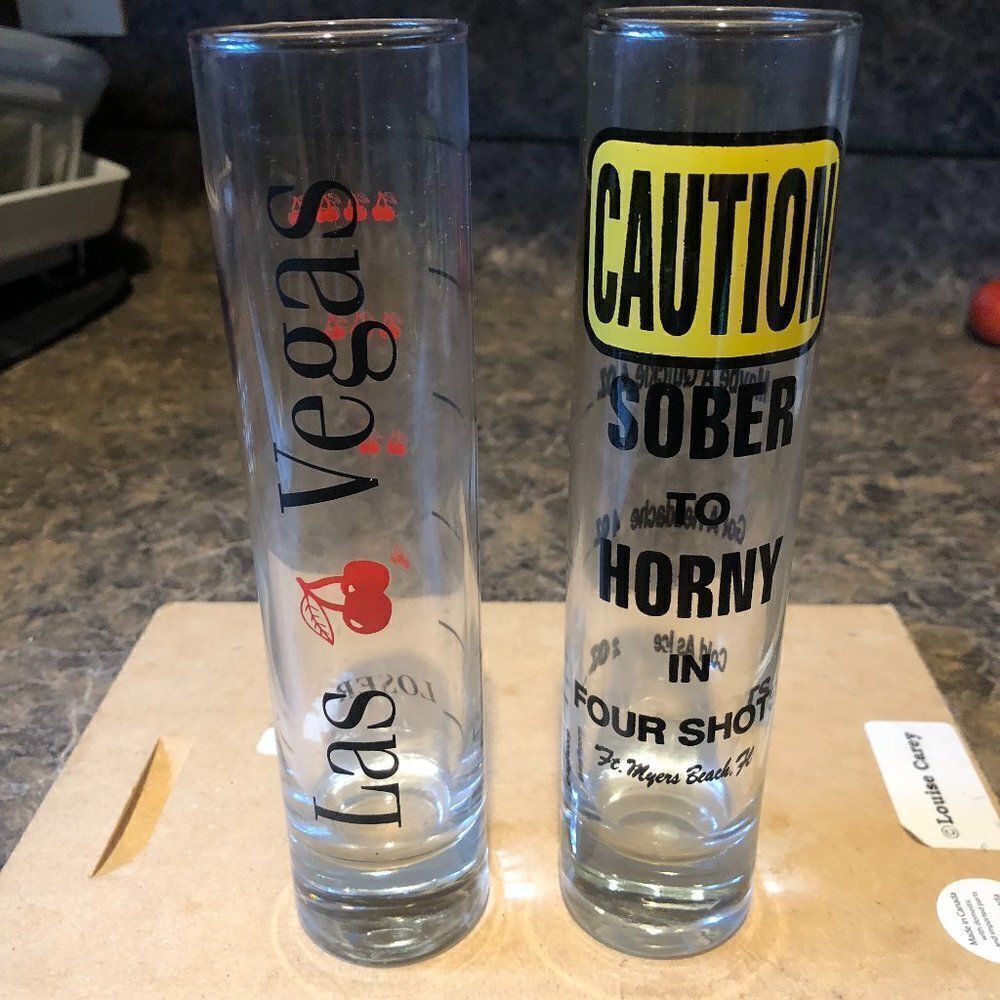 LAS VEGAS / Novelty Oversized lot of 2 SHOT GLASSES